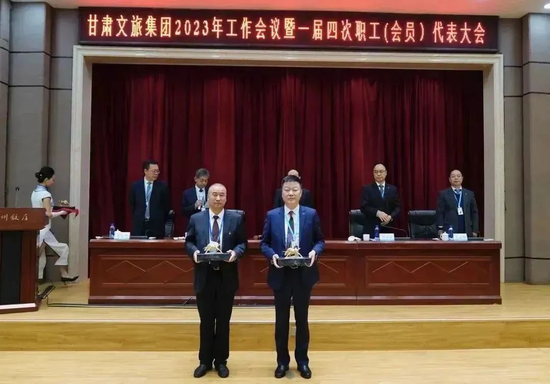 202306261687743524158012.jpeg 2022突出业绩奖.jpeg