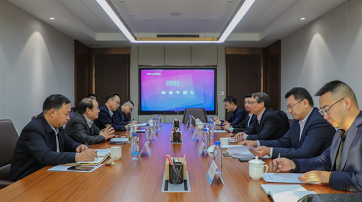 香港新华集团相关负责人到访jiuyou登录入口集团