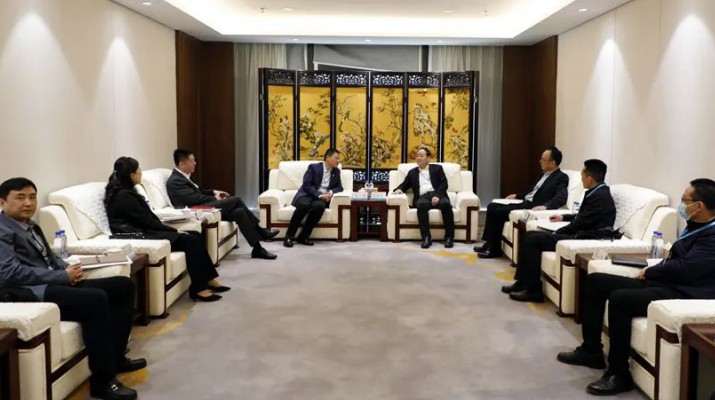 招商银行兰州分行行长倪佳一行到访jiuyou登录入口集团