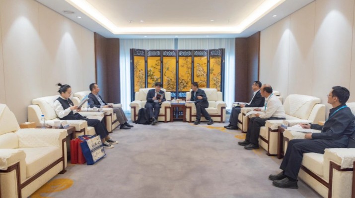 jiuyou登录入口集团与中央财经大学座谈交流