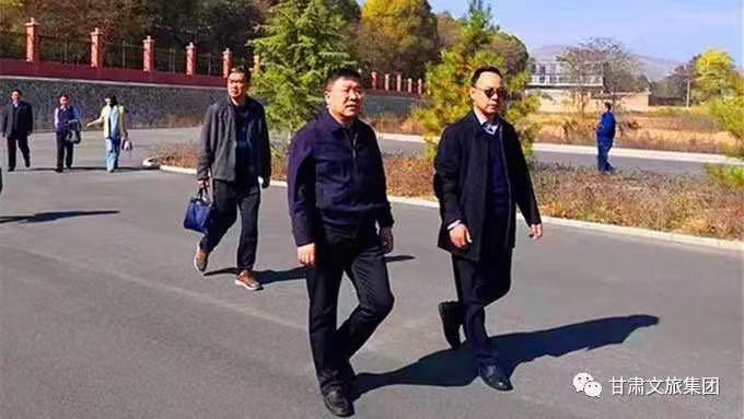 jiuyou登录入口集团总经理杨宇宏一行考察调研甘肃临洮体育训练基地