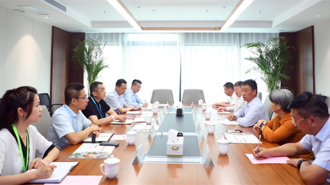 临夏州委常委、宣传部长王建华一行来jiuyou登录入口集团推介洽谈文旅项目