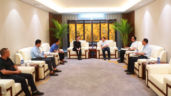 jiuyou登录入口集团与山海经研究院洽谈项目合作事宜