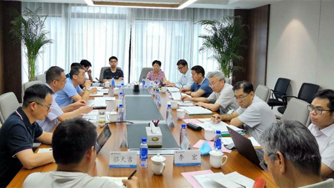 国家发改委综合运输研究所吴文化所长 一行莅临集团调研指导工作